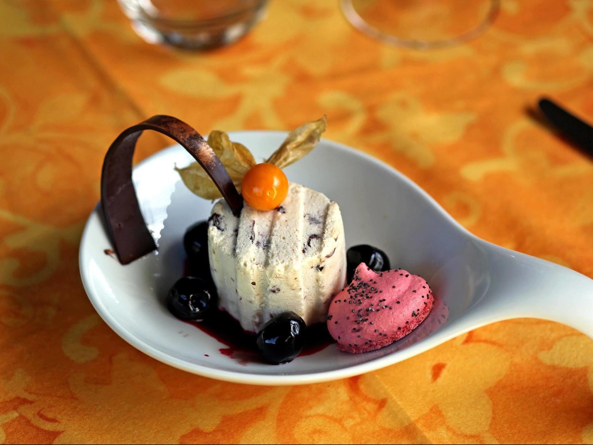 Logis Hotel Restaurant Les Norias Cazilhac  Dış mekan fotoğraf